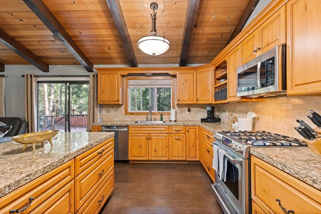 5545 Happy Pines, Foresthill, CA 95631