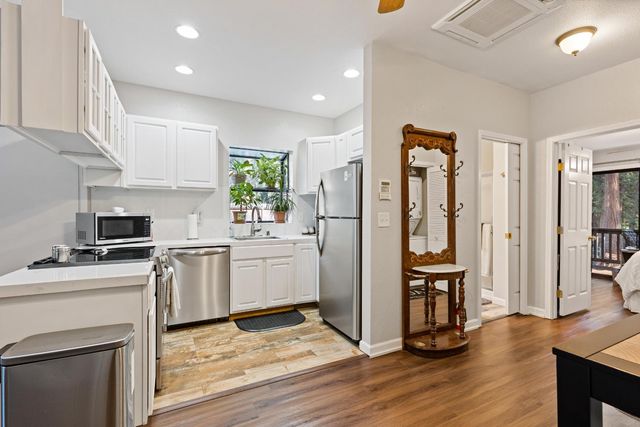 5545 Happy Pines, Foresthill, CA 95631