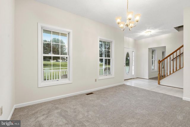 6905 HAWKINS GATE RD, La Plata, MD 20646