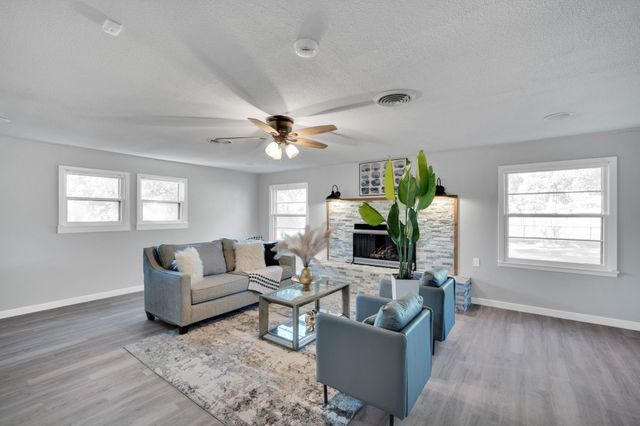 5632 Dennis Avenue, Fort Worth, TX 76114