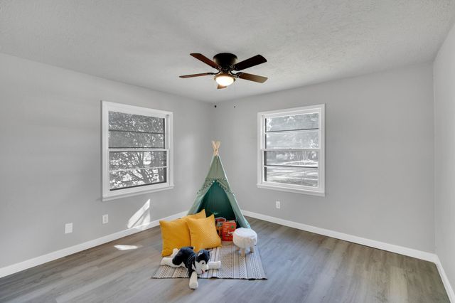 5632 Dennis Avenue, Fort Worth, TX 76114