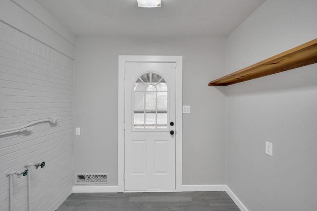 5632 Dennis Avenue, Fort Worth, TX 76114