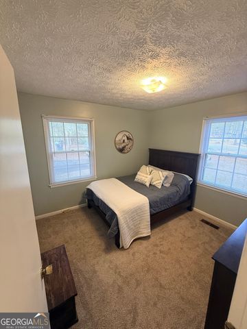 8 Horace Carter Road, Lagrange, GA 30240