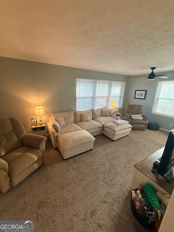 8 Horace Carter Road, Lagrange, GA 30240