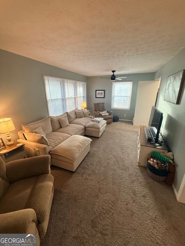 8 Horace Carter Road, Lagrange, GA 30240