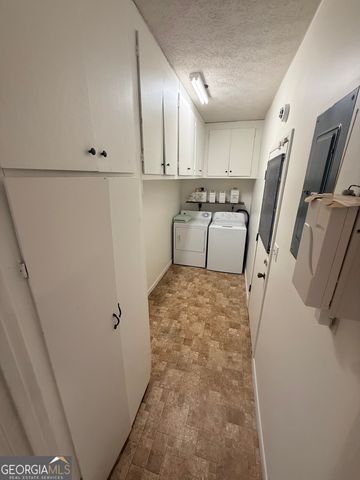 8 Horace Carter Road, Lagrange, GA 30240