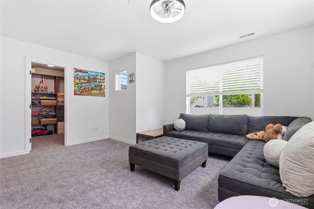 3488 McDaniel St, Dupont, WA 98327