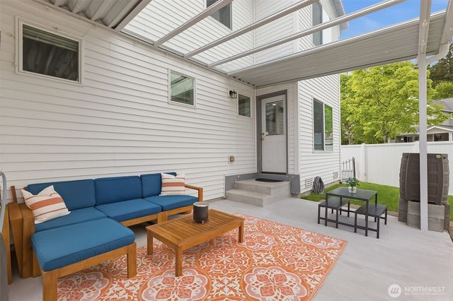 3488 McDaniel St, Dupont, WA 98327