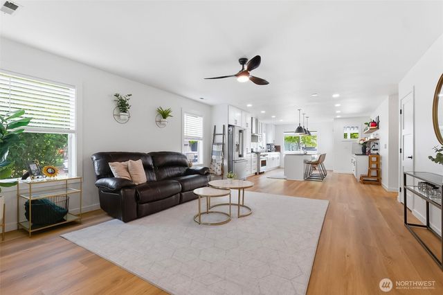 3488 McDaniel St, Dupont, WA 98327