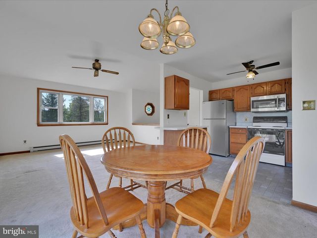 1165 CUSTER DR, Auburn, PA 17922