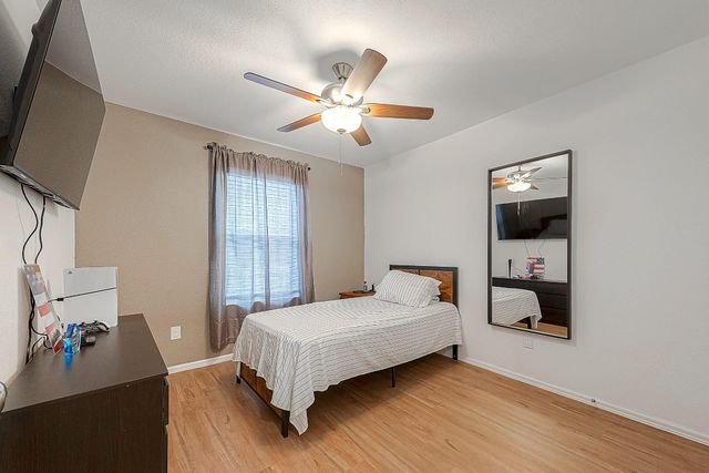 768 Delaney Cove Court, La Marque, TX 77568