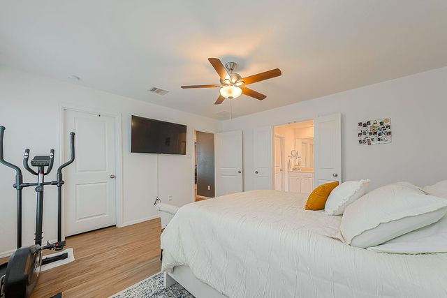 768 Delaney Cove Court, La Marque, TX 77568