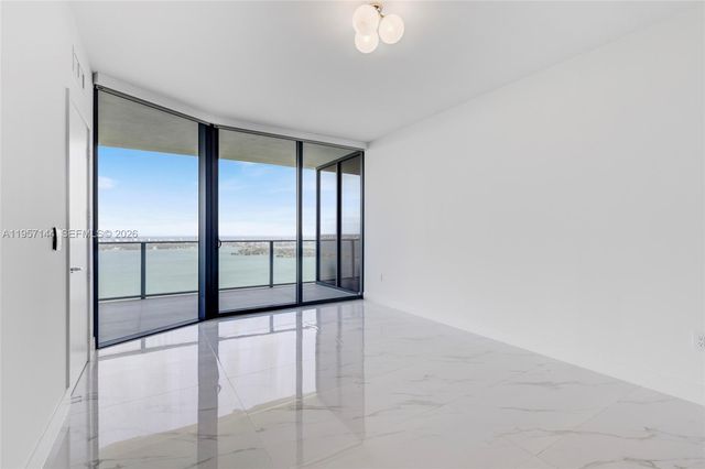 700 NE 24th Street 5601, Miami, FL 33137