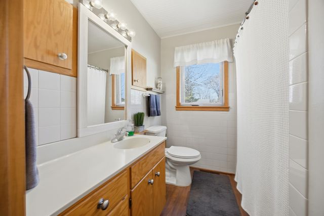 2105 6th Street S, Moorhead, MN 56560