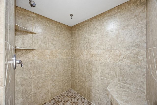 2105 6th Street S, Moorhead, MN 56560