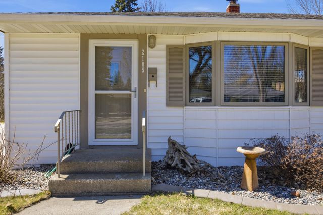 2105 6th Street S, Moorhead, MN 56560