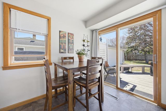 2105 6th Street S, Moorhead, MN 56560