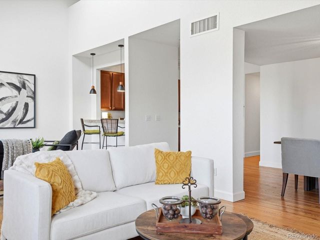 1699 N Downing Street 408, Denver, CO 80218