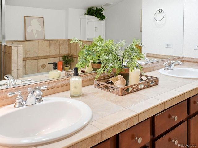 1699 N Downing Street 408, Denver, CO 80218