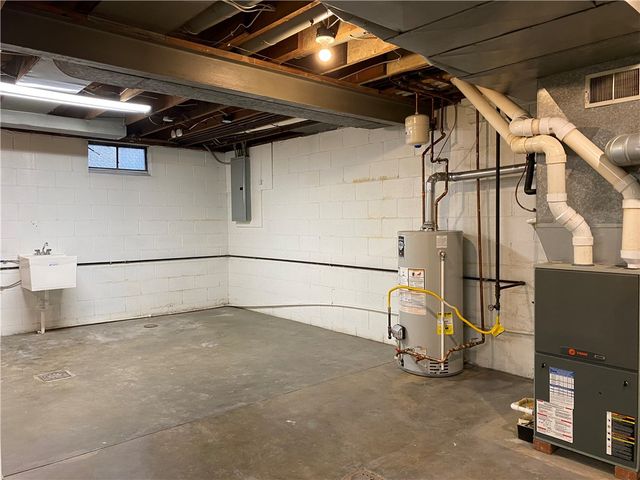 320 Charles Ave., New Kensington, PA 15068