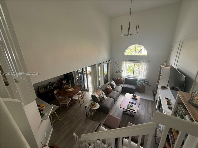 1054 SE 6th Ct, Dania Beach, FL 33004