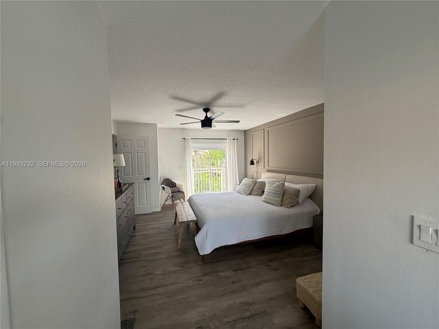 1054 SE 6th Ct, Dania Beach, FL 33004