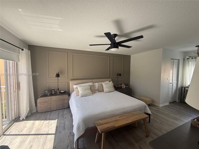 1054 SE 6th Ct, Dania Beach, FL 33004