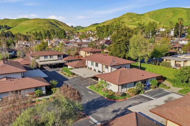 222 Corte San Pablo, Fremont, CA 94539