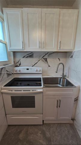 9680 NW 19th Place, Sunrise, FL 33322