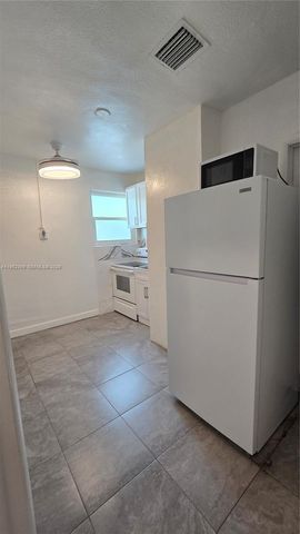 9680 NW 19th Place, Sunrise, FL 33322