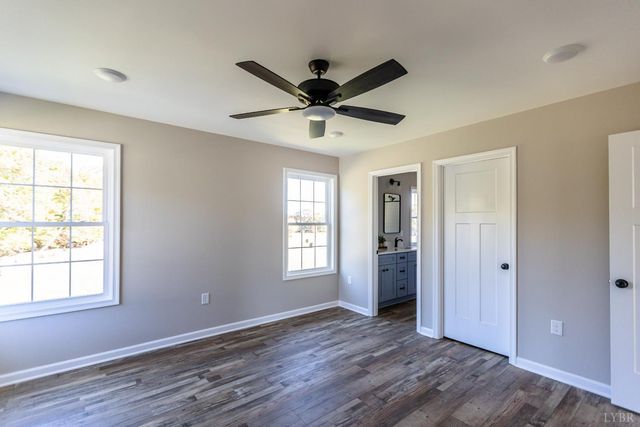 413 North Avenue, Appomattox, VA 24522