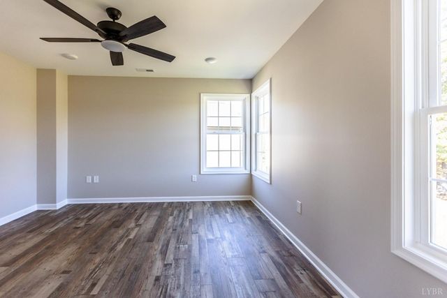 413 North Avenue, Appomattox, VA 24522