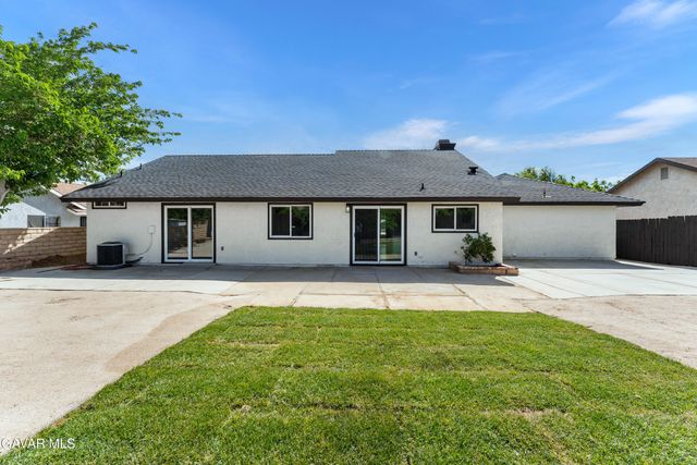 37863 17th Street, Palmdale, CA 93550