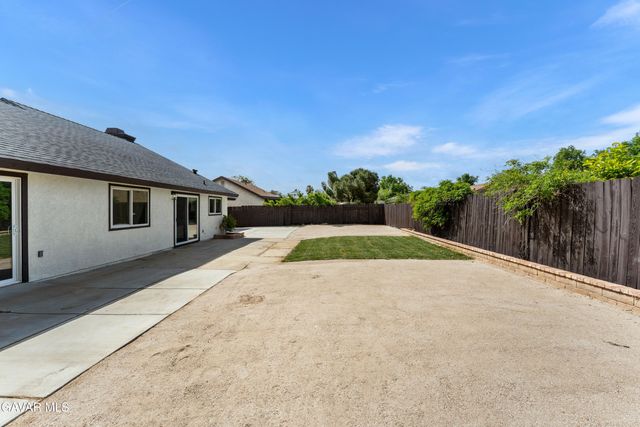 37863 17th Street, Palmdale, CA 93550