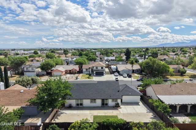 37863 17th Street, Palmdale, CA 93550