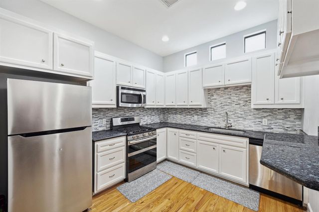 11315 Main Street 1401, Houston, TX 77025