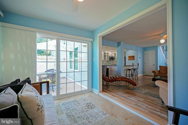 8 CAROLINE LN, Rehoboth Beach, DE 19971
