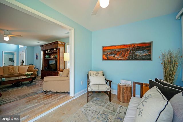 8 CAROLINE LN, Rehoboth Beach, DE 19971