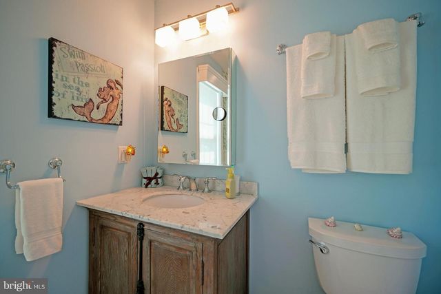 8 CAROLINE LN, Rehoboth Beach, DE 19971
