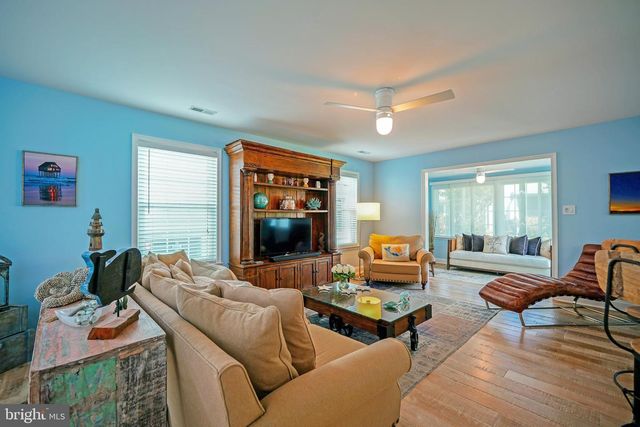 8 CAROLINE LN, Rehoboth Beach, DE 19971