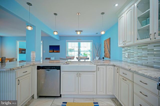 8 CAROLINE LN, Rehoboth Beach, DE 19971