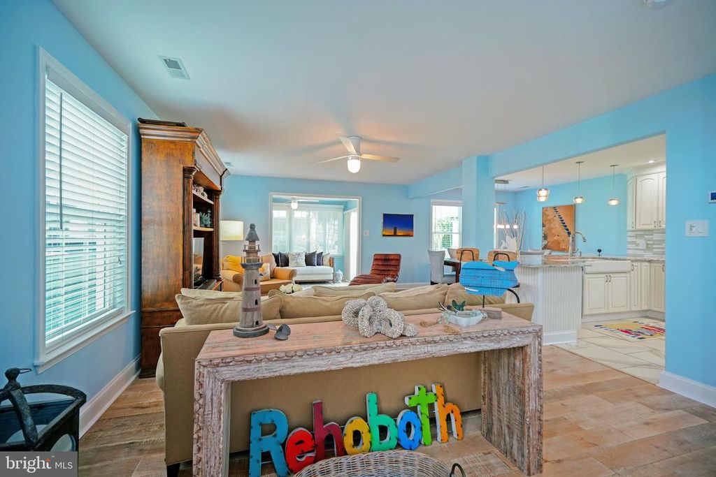 8 CAROLINE LN, Rehoboth Beach, DE 19971