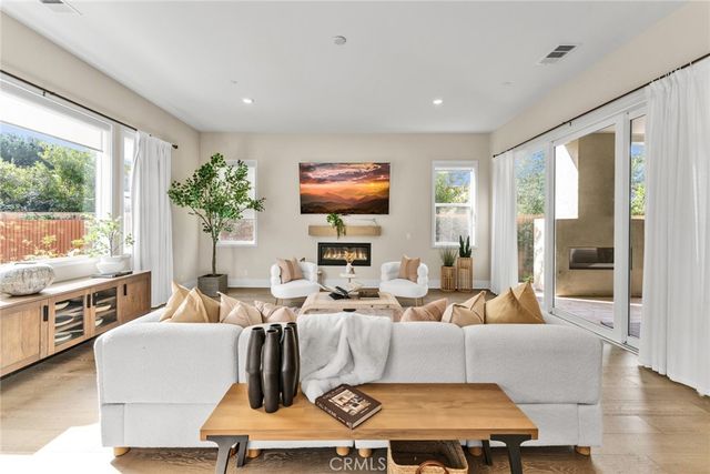 114 Crossover, Irvine, CA 92618