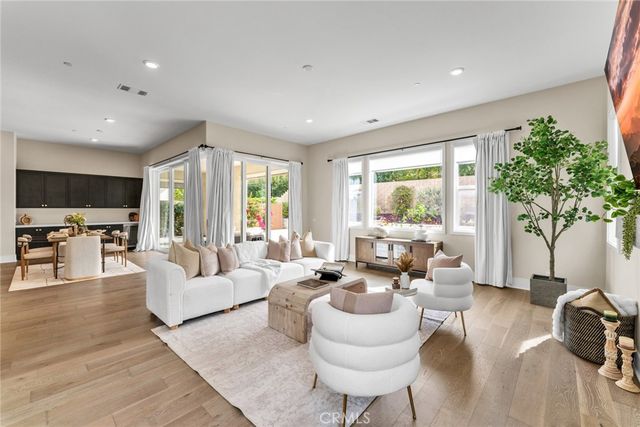 114 Crossover, Irvine, CA 92618