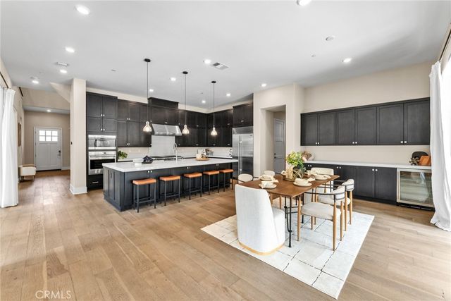 114 Crossover, Irvine, CA 92618