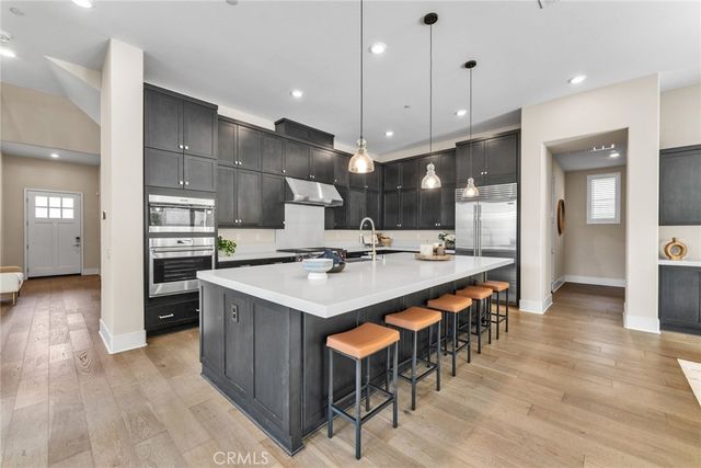 114 Crossover, Irvine, CA 92618