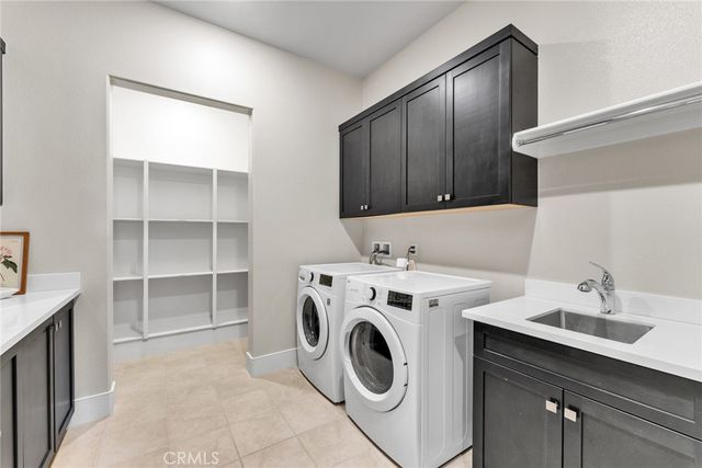 114 Crossover, Irvine, CA 92618