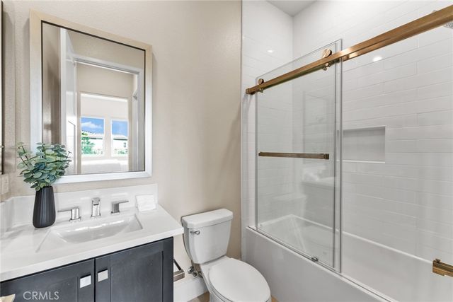 114 Crossover, Irvine, CA 92618