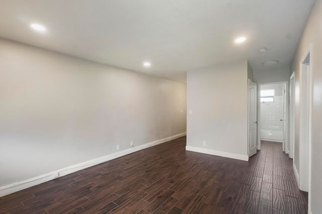730 NW 4th Avenue 3, Fort Lauderdale, FL 33311