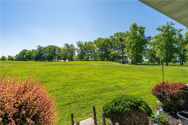 5358 Briercliff Drive, Hamburg, NY 14075
